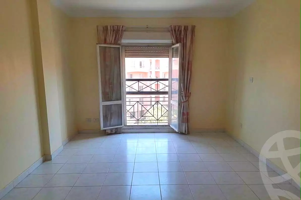 https://aqarmap.com.eg/en/listing/7218452-for-sale-cairo-new-cairo-lrhb-city-phase-2-amr-ibn-el-aas-st