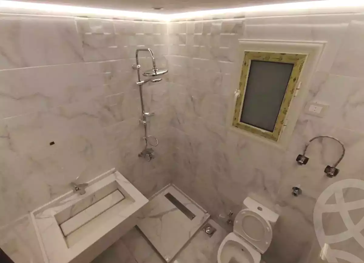 https://aqarmap.com.eg/ar/listing/7218442-for-rent-alexandria-moharram-bey