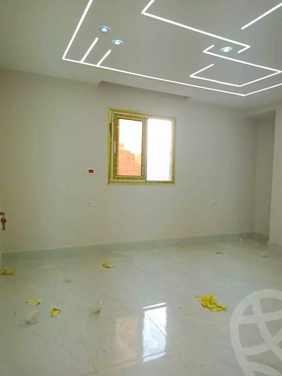 https://aqarmap.com.eg/ar/listing/7218533-for-sale-cairo-el-haram-el-lebeny-soltan-khattab-st