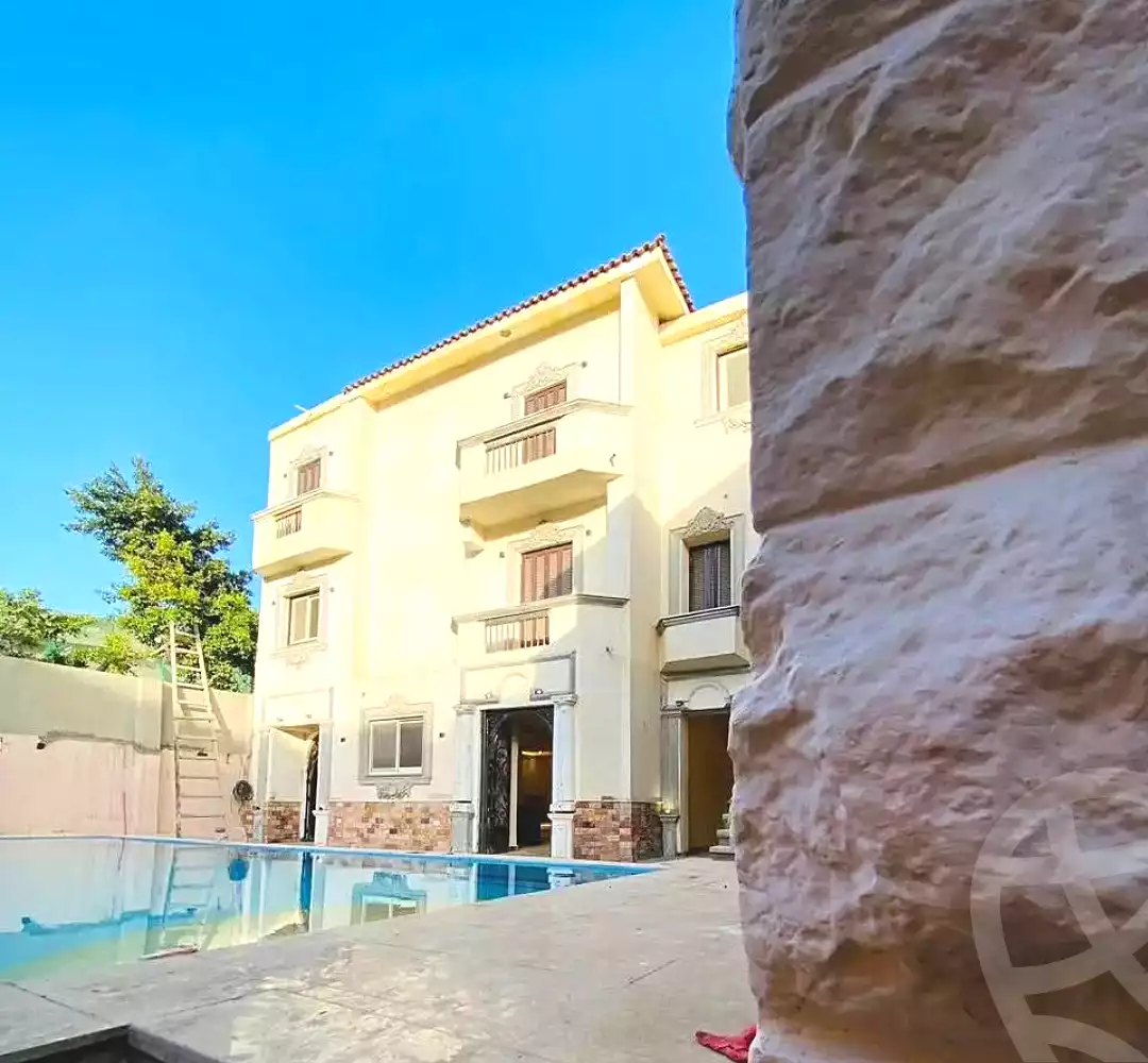 https://aqarmap.com.eg/ar/listing/7218503-for-sale-alexandria-al-agamy-lbytsh-el-hanafeya-st