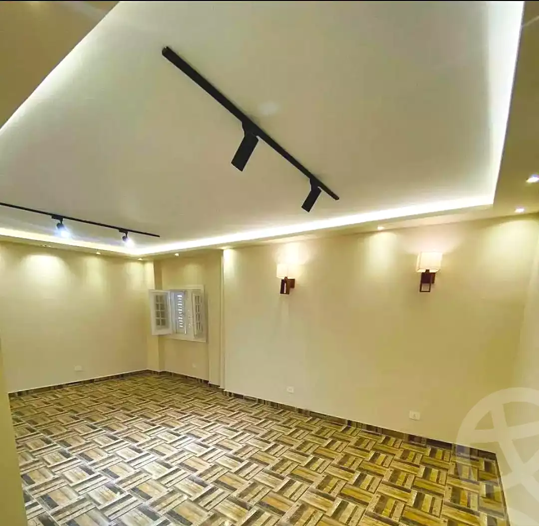 https://aqarmap.com.eg/ar/listing/7218503-for-sale-alexandria-al-agamy-lbytsh-el-hanafeya-st