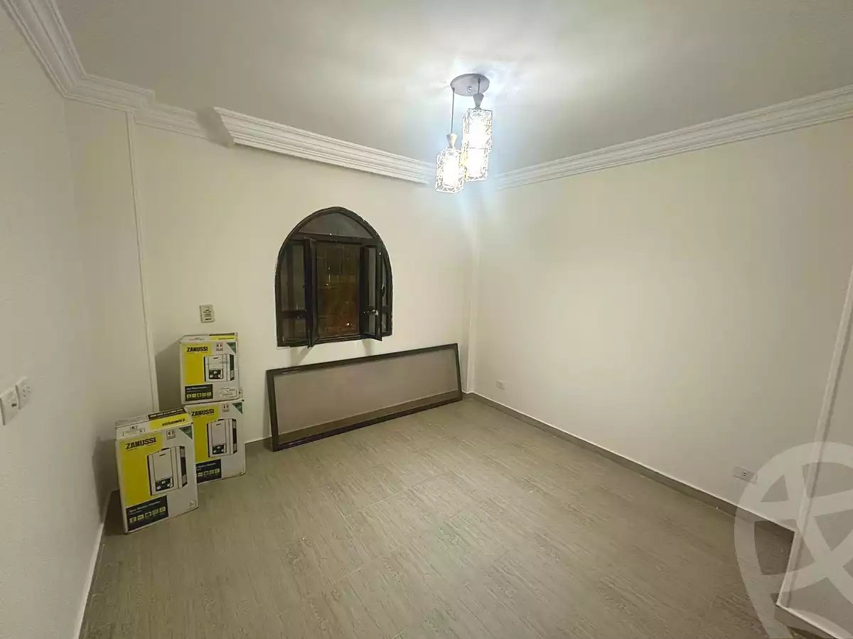 https://aqarmap.com.eg/en/listing/7218587-for-sale-cairo-new-cairo-lrhb-city-phase-1-ali-amin-st