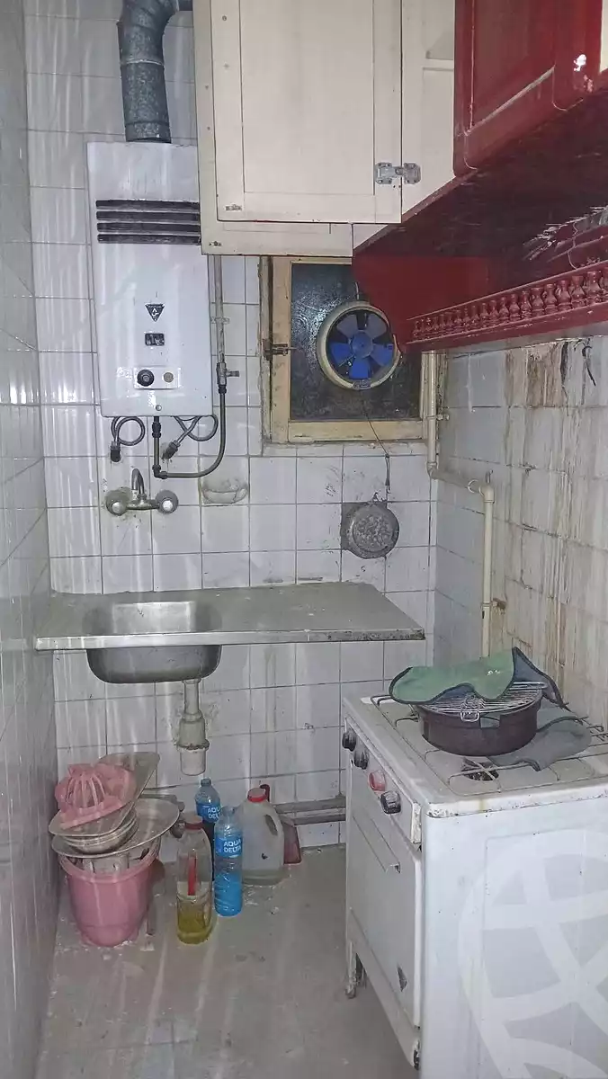 https://aqarmap.com.eg/ar/listing/7218786-for-sale-cairo-shoubra-jzyr-bdrn-ahmed-badawi-st
