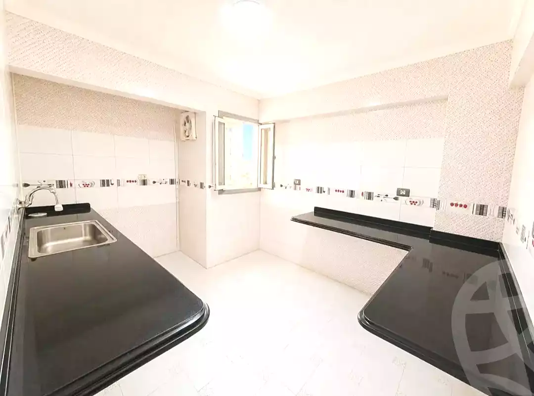 https://aqarmap.com.eg/ar/listing/7218785-for-sale-alexandria-camp-cesar