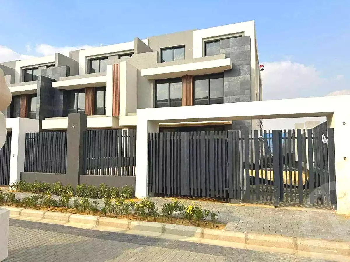 https://aqarmap.com.eg/en/listing/7218760-for-sale-cairo-new-cairo-compounds-el-patio-town-compound-la-vista