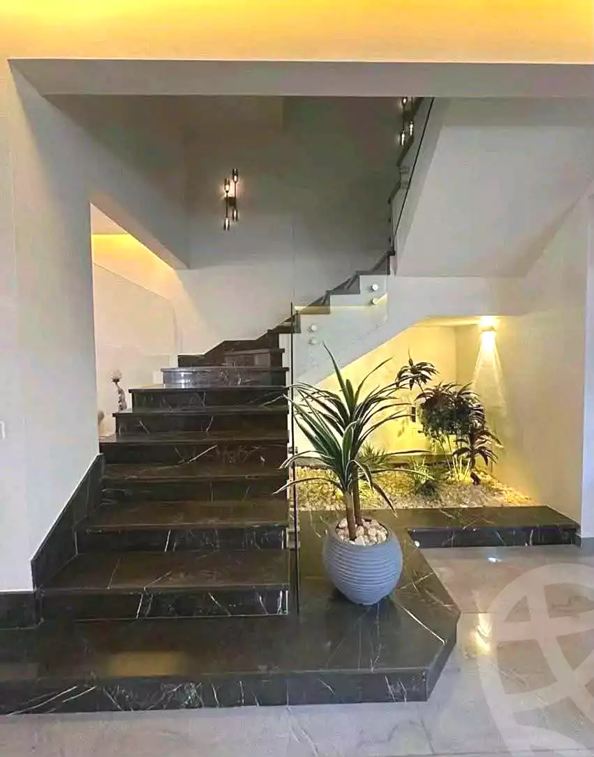 https://aqarmap.com.eg/ar/listing/7218771-for-sale-cairo-new-cairo-compounds-el-patio-town-compound-la-vista