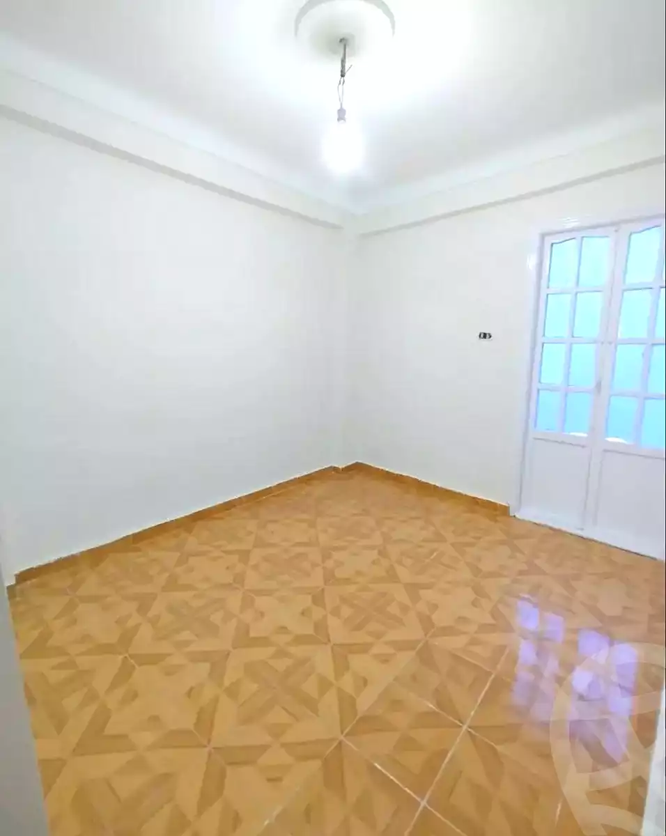 https://aqarmap.com.eg/ar/listing/7218811-for-sale-alexandria-lsywf-el-falki