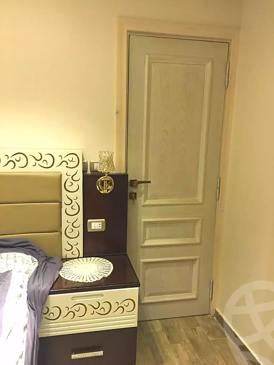 https://aqarmap.com.eg/en/listing/7218874-for-sale-cairo-new-cairo-compounds-el-ashrafia