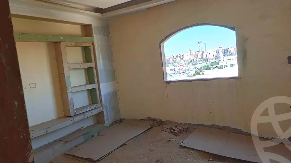 https://aqarmap.com.eg/ar/listing/7198896-for-sale-cairo-6th-of-october-el-ahyaa-neighborhood-3rd-mohmmed-imad-ragheb-st