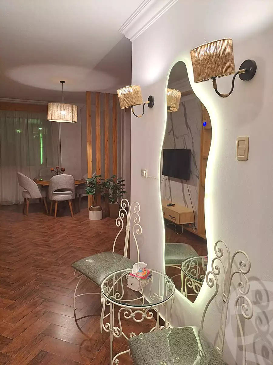 https://aqarmap.com.eg/en/listing/7219296-for-sale-cairo-new-cairo-lrhb-city-phase-4-mostafa-el-nahaas-st