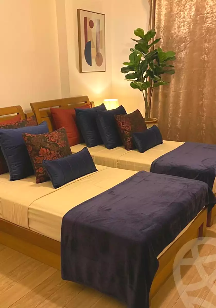 https://aqarmap.com.eg/ar/listing/7219353-for-rent-cairo-6th-of-october-shr-drym-lnd