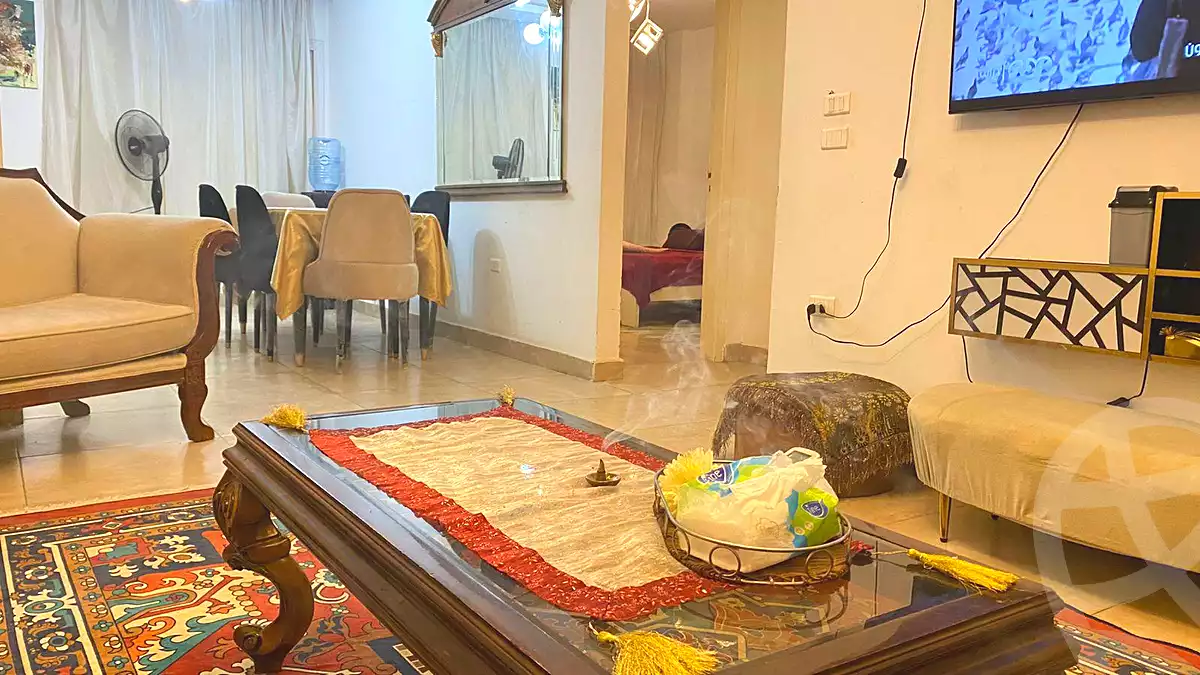 https://aqarmap.com.eg/ar/listing/7219353-for-rent-cairo-6th-of-october-shr-drym-lnd