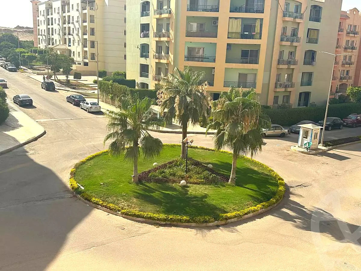 https://aqarmap.com.eg/ar/listing/7219361-for-rent-cairo-6th-of-october-shr-drym-lnd