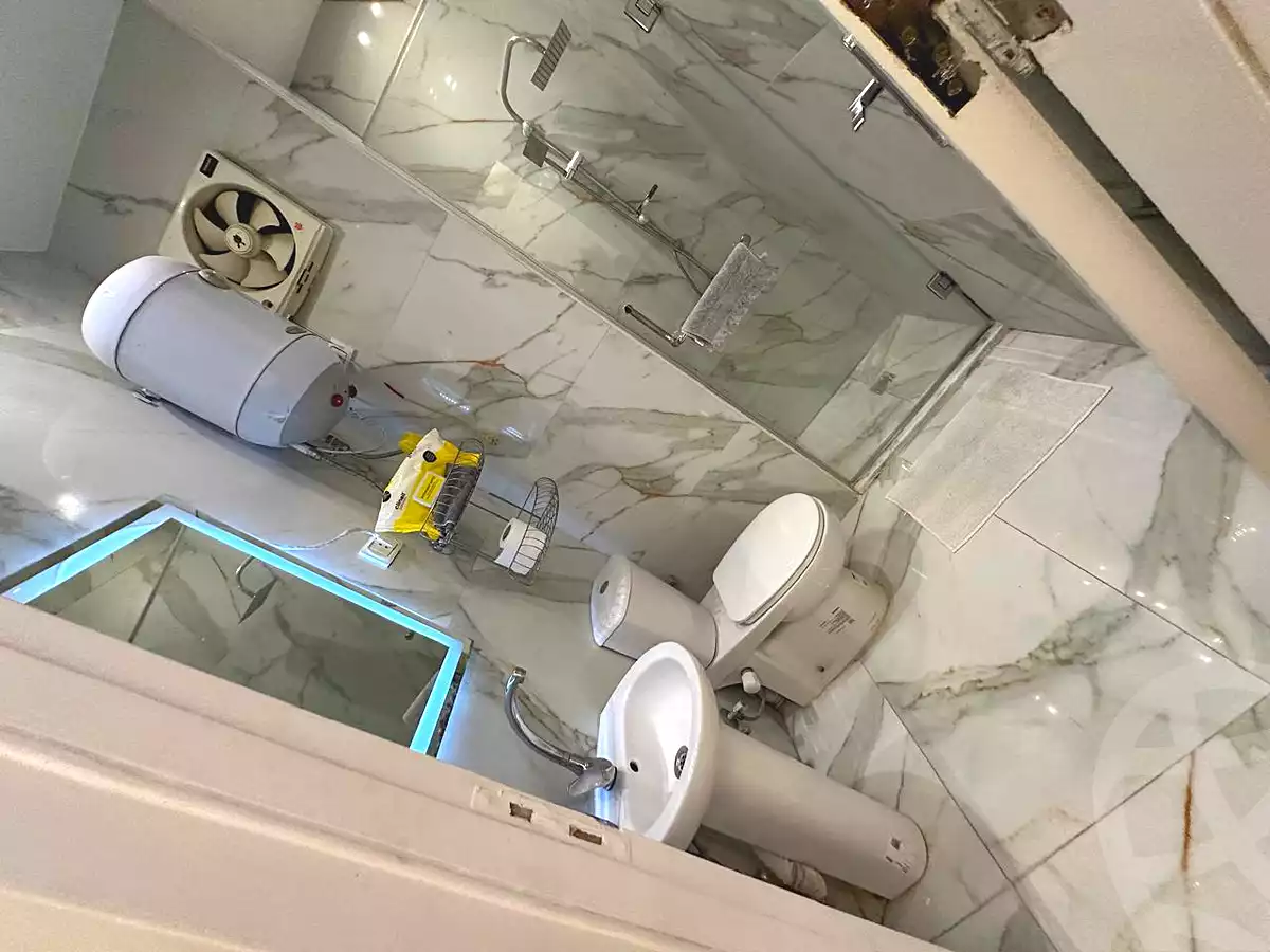 https://aqarmap.com.eg/ar/listing/7219361-for-rent-cairo-6th-of-october-shr-drym-lnd