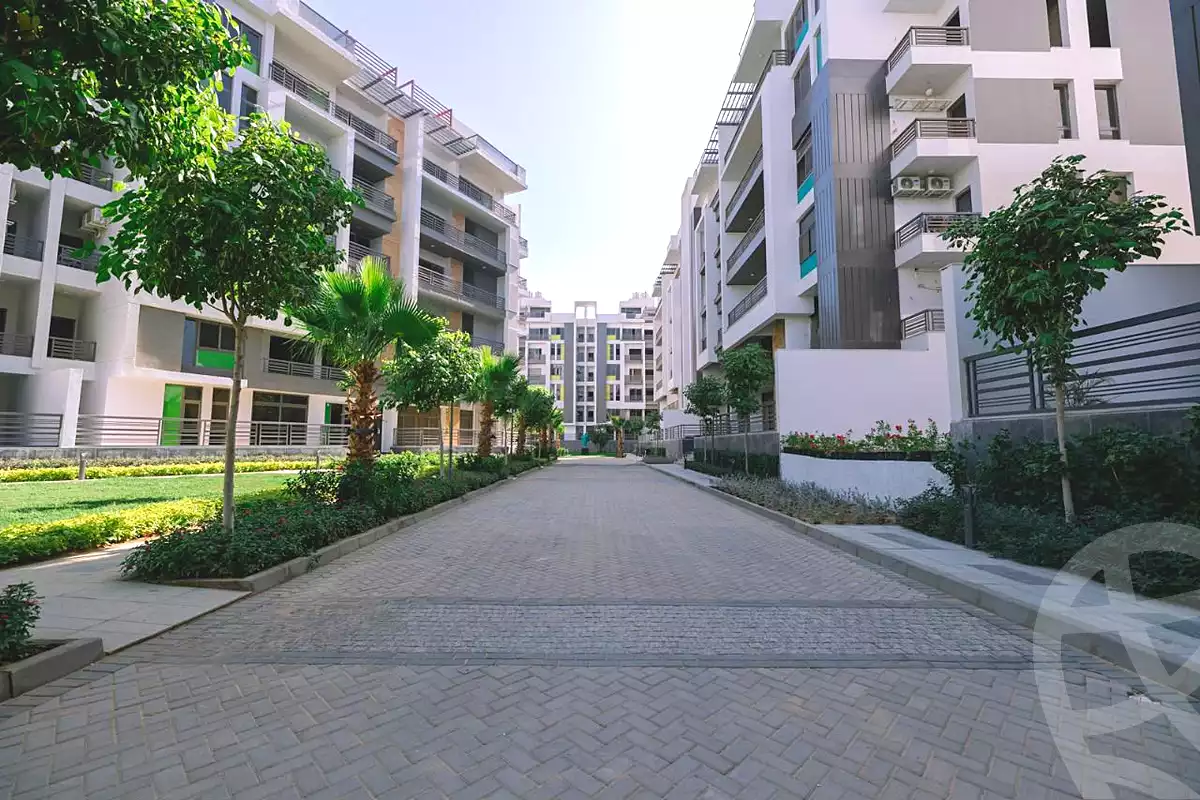 https://aqarmap.com.eg/ar/listing/7219367-for-sale-cairo-new-cairo-compounds-the-icon-gardens-compound-style-home