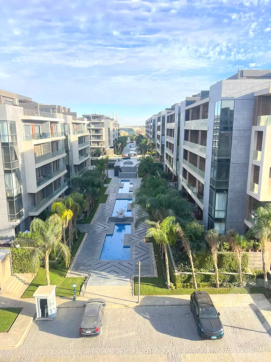 https://aqarmap.com.eg/en/listing/7219526-for-sale-cairo-new-cairo-compounds-el-patio-oro