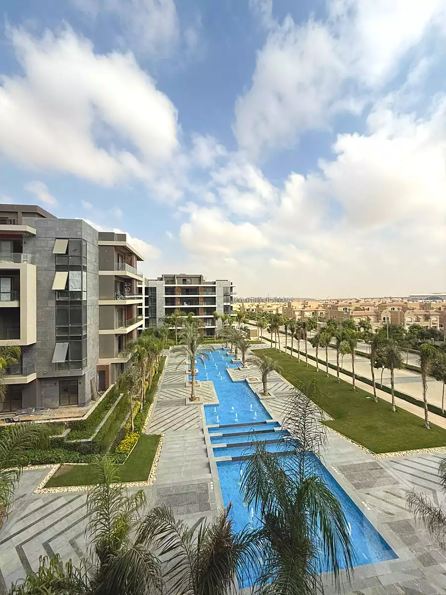 https://aqarmap.com.eg/en/listing/7219587-for-sale-cairo-new-cairo-compounds-el-patio-oro
