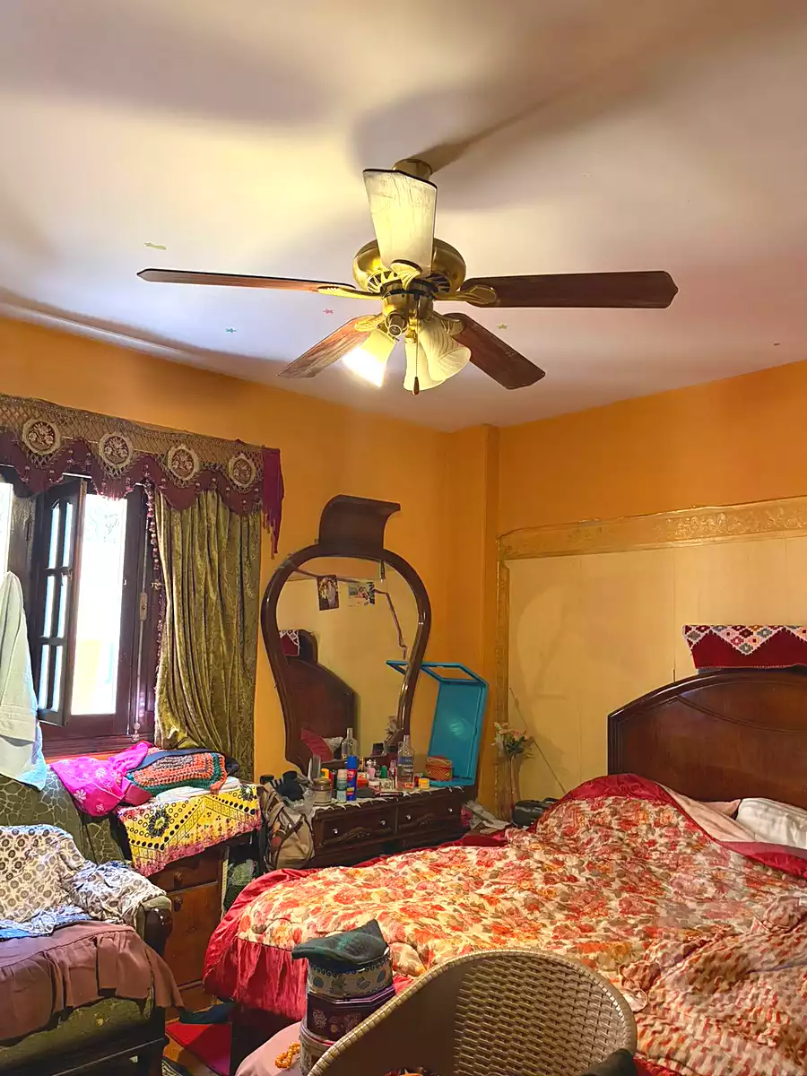 https://aqarmap.com.eg/en/listing/7219728-for-sale-cairo-6th-of-october-el-ahyaa-neighborhood-1st-sixth-neighborhood