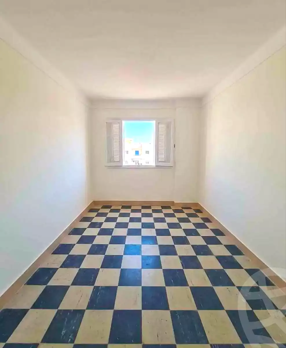 https://aqarmap.com.eg/ar/listing/7219856-for-sale-alexandria-sydy-bshr-sydy-bshr-bhry-shr-mhmwd-l-yswy