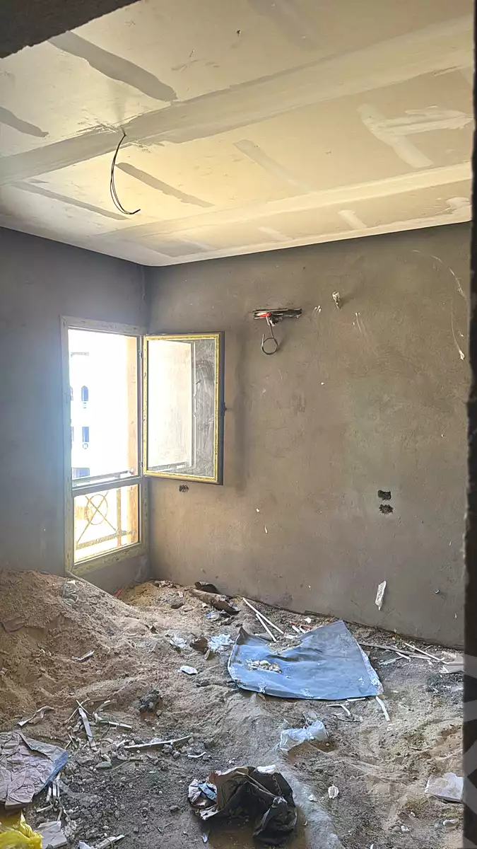 https://aqarmap.com.eg/en/listing/7220103-for-sale-cairo-el-shorouk-compounds-yfy-ryzydns