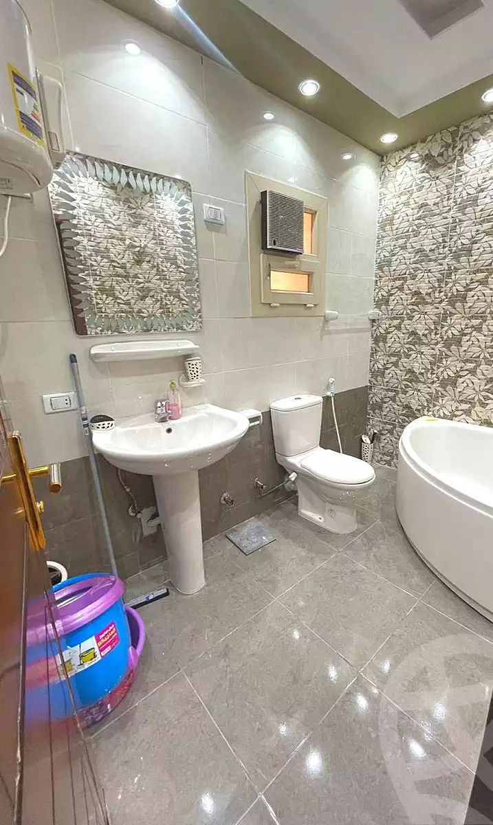 https://aqarmap.com.eg/ar/listing/7220310-for-sale-cairo-6th-of-october-el-ahyaa-neighborhood-3rd-street-39