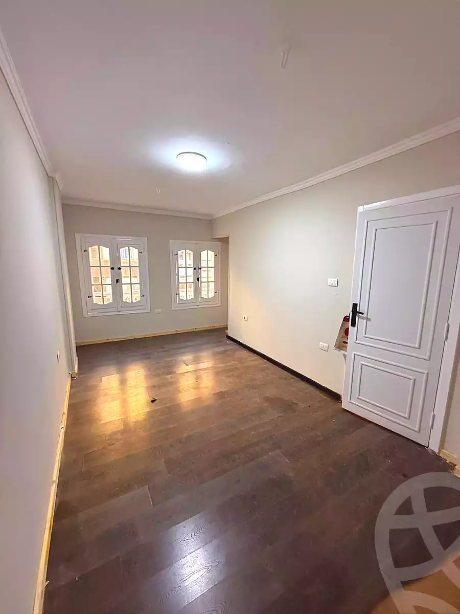 https://aqarmap.com.eg/ar/listing/7220355-for-sale-cairo-helwan-helwan-el-sharkeya-khesro-basha-st
