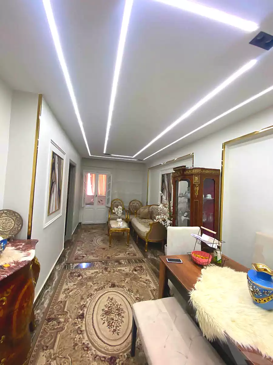 https://aqarmap.com.eg/ar/listing/7220437-for-sale-alexandria-al-agamy-lbytsh-bianchiii