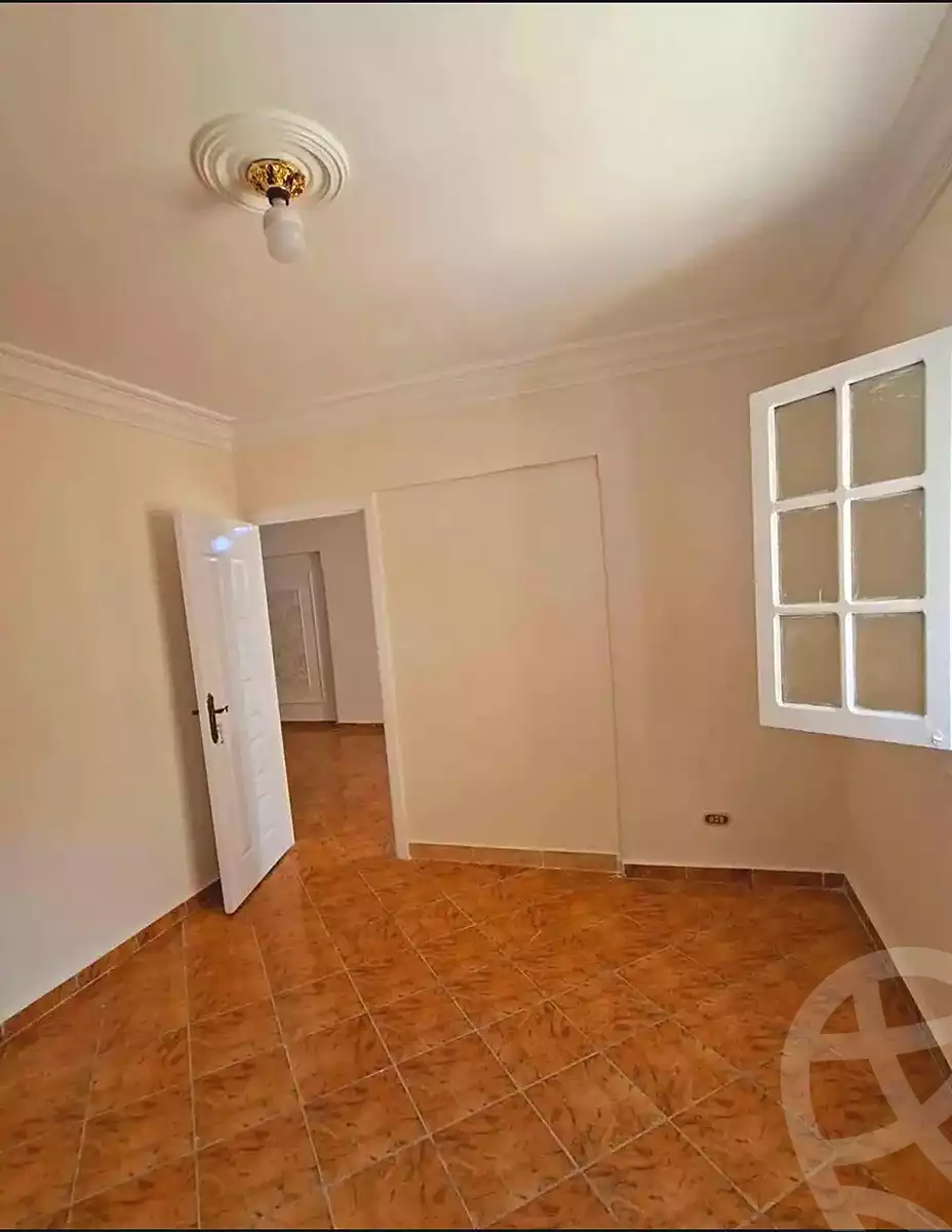 https://aqarmap.com.eg/ar/listing/7220702-for-sale-alexandria-el-asafra-l-sfr-bhry