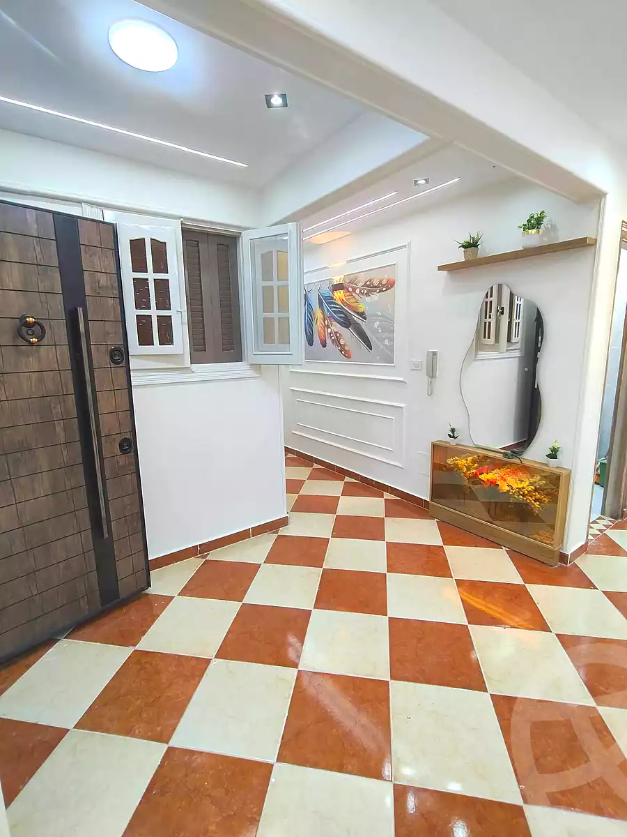 https://aqarmap.com.eg/ar/listing/7220643-for-sale-alexandria-sydy-bshr-sydy-bshr-bhry