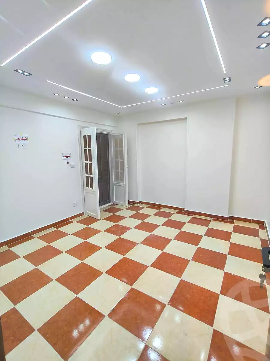 https://aqarmap.com.eg/ar/listing/7220643-for-sale-alexandria-sydy-bshr-sydy-bshr-bhry