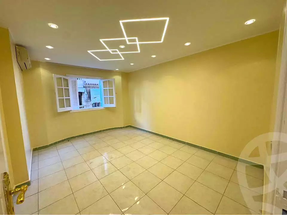 https://aqarmap.com.eg/ar/listing/7220862-for-sale-alexandria-miami-45-street