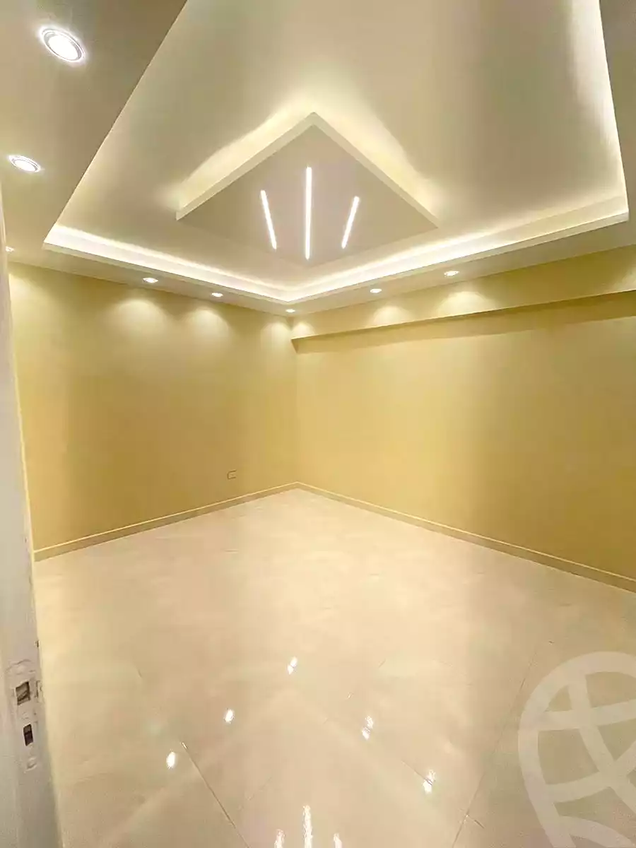 https://aqarmap.com.eg/ar/listing/7220870-for-sale-alexandria-sydy-bshr-sydy-bshr-bhry-gamal-abd-el-nasir-st