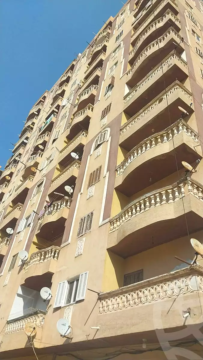 https://aqarmap.com.eg/ar/listing/7220896-for-sale-alexandria-al-agamy-el-hanouvel-el-zahraa-city-st