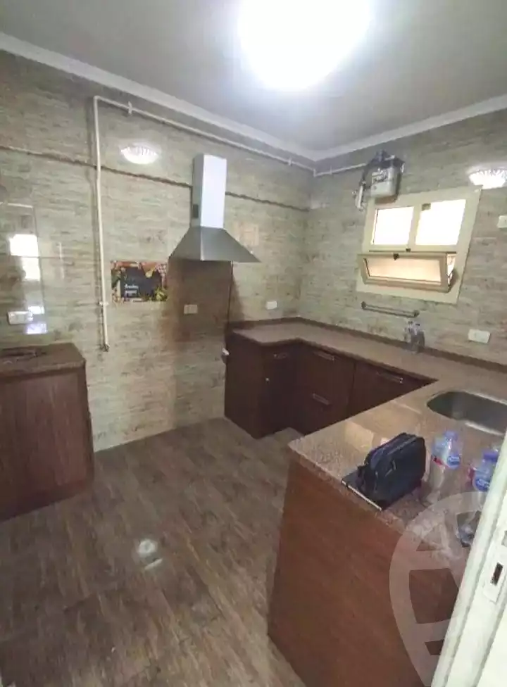 https://aqarmap.com.eg/ar/listing/7221251-for-rent-alexandria-moharram-bey