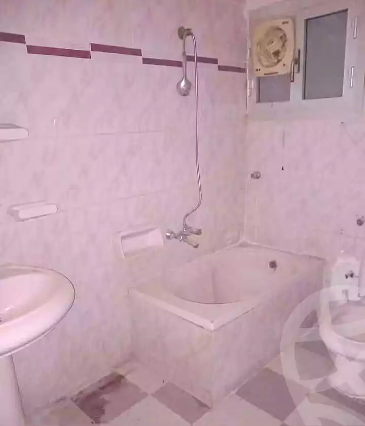 https://aqarmap.com.eg/ar/listing/7221303-for-sale-alexandria-al-agamy-lbytsh-princess-st