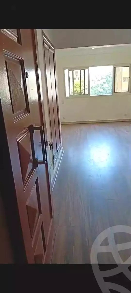 https://aqarmap.com.eg/ar/listing/7221312-for-rent-cairo-downtown-kasr-el-neel-wasim-hasan-st