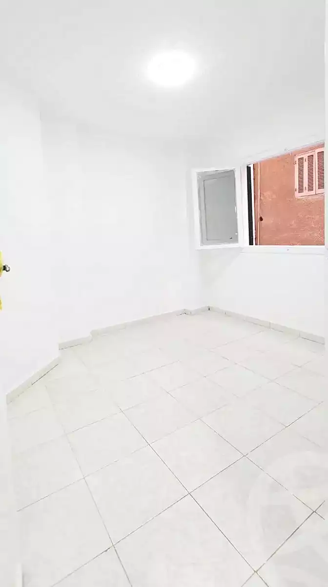 https://aqarmap.com.eg/ar/listing/7221384-for-sale-alexandria-al-agamy-shataa-el-nakheel