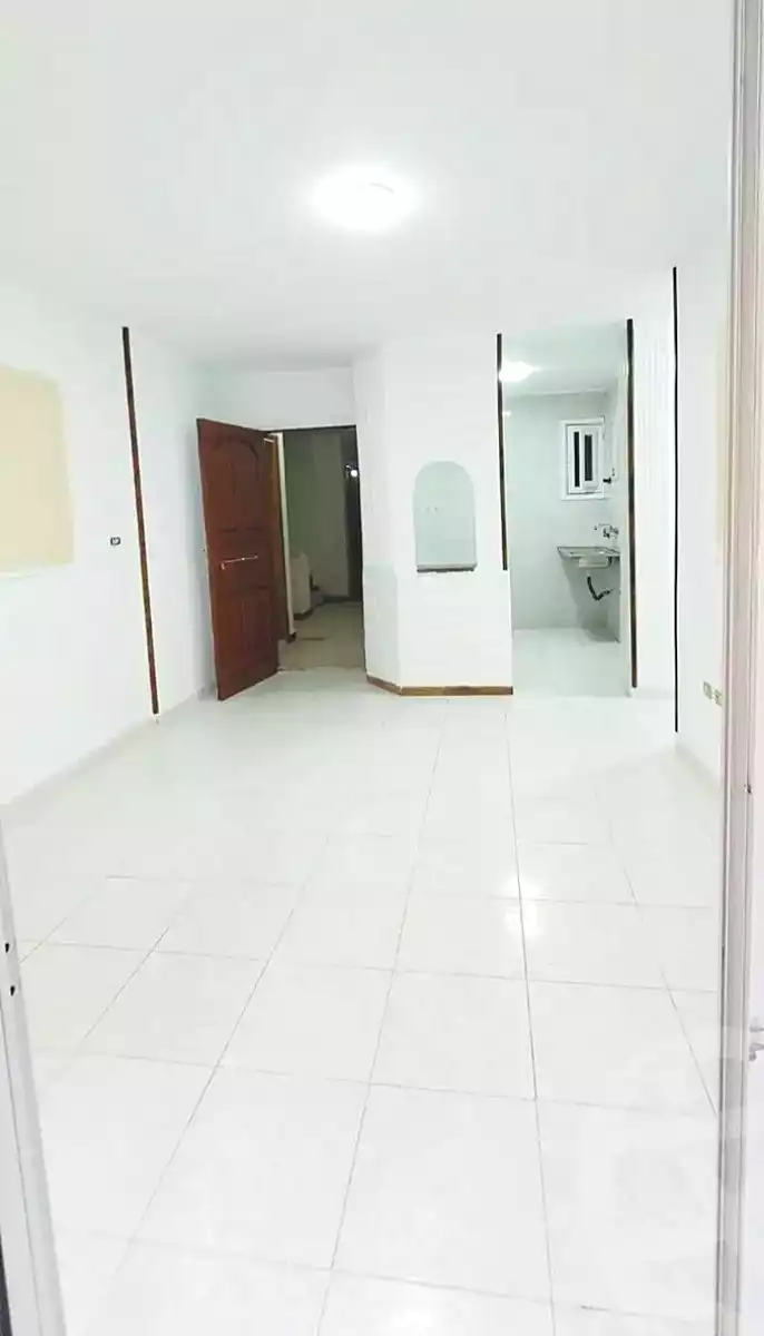 https://aqarmap.com.eg/ar/listing/7221384-for-sale-alexandria-al-agamy-shataa-el-nakheel