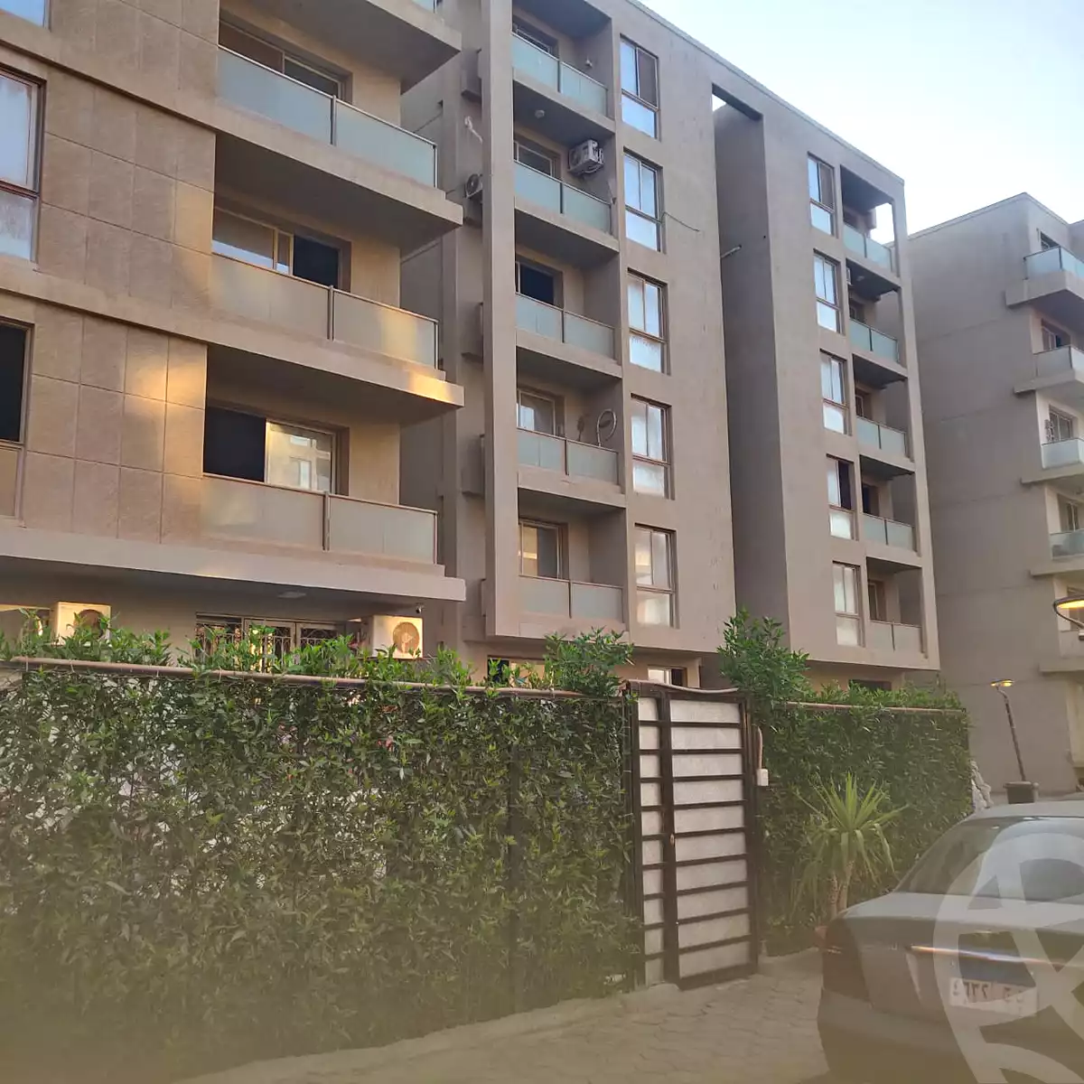 https://aqarmap.com.eg/ar/listing/7221427-for-sale-cairo-6th-of-october-compounds-creek-park
