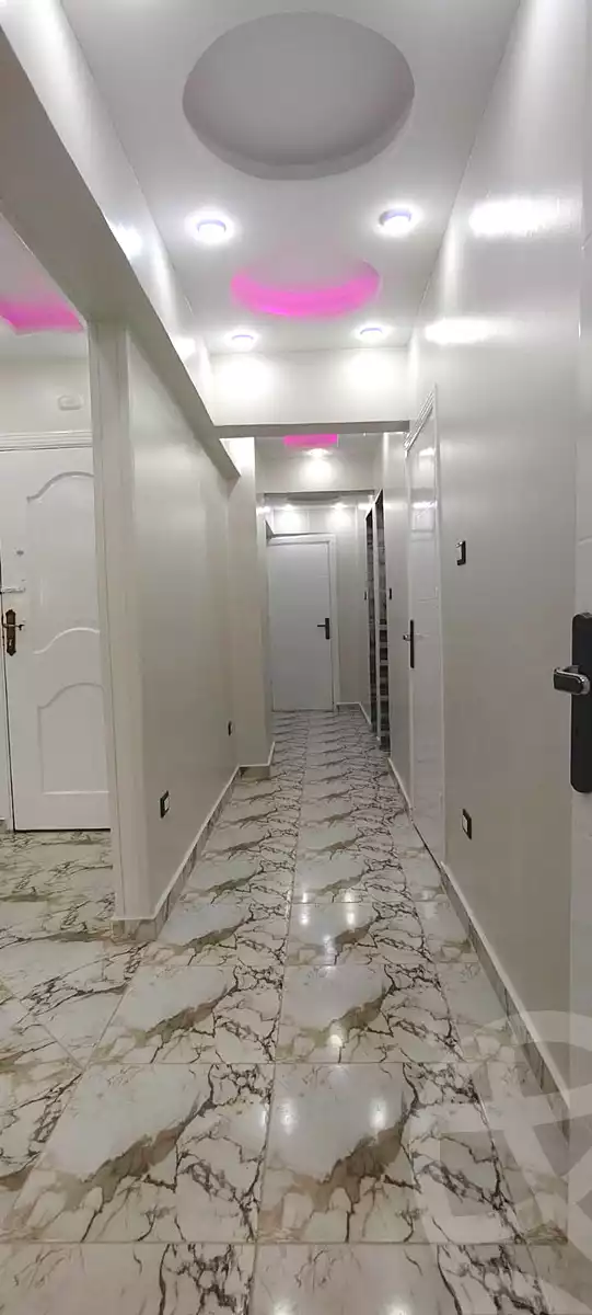 https://aqarmap.com.eg/ar/listing/7221428-for-sale-alexandria-al-agamy-el-hanouvel-el-kholafaa-el-rashdeen-st