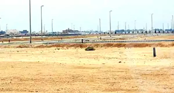 https://aqarmap.com.eg/ar/listing/7221433-for-sale-cairo-al-oubour-tryq-msr-sm-yly-lshrwy-moon-city