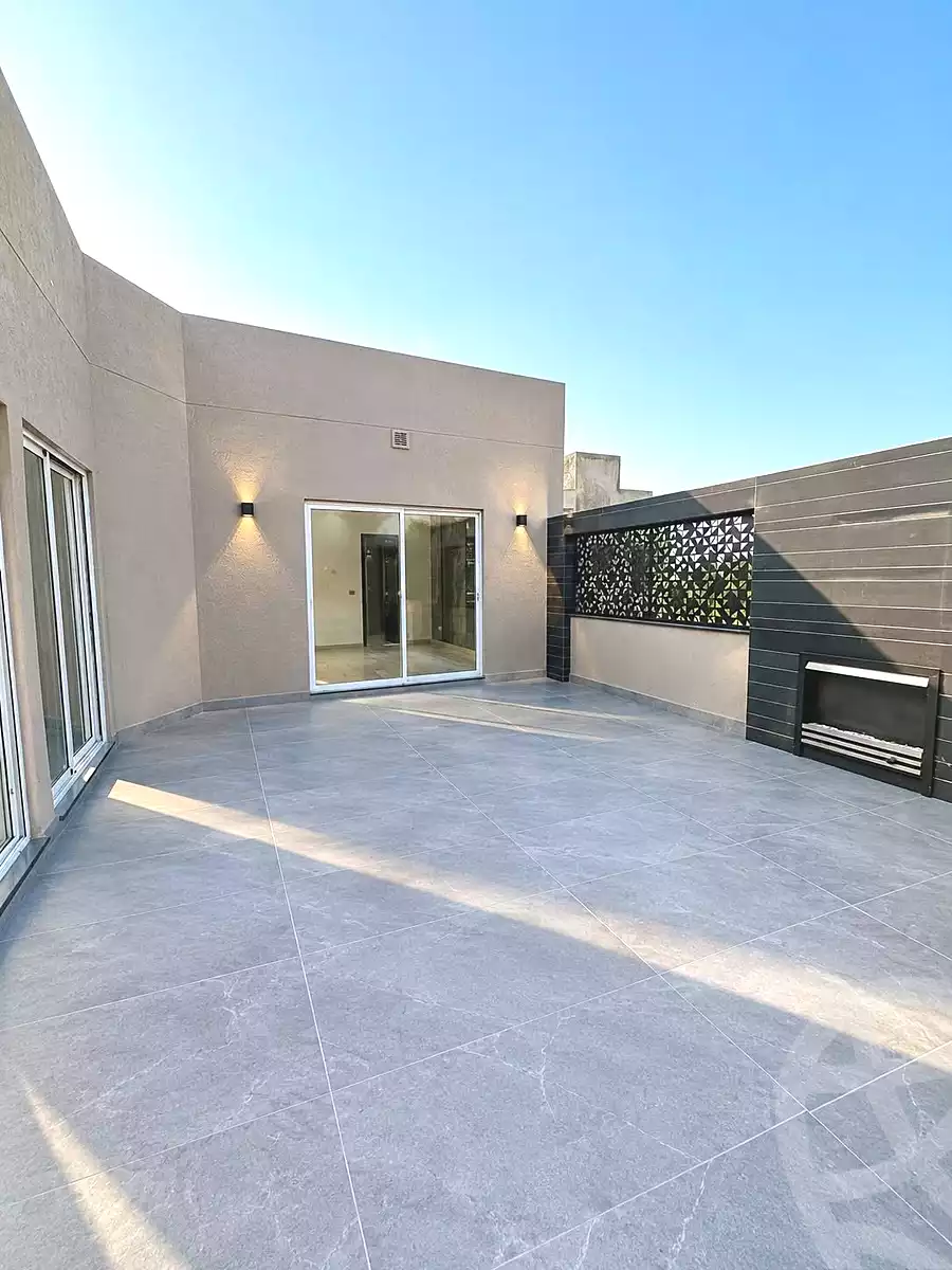 https://aqarmap.com.eg/en/listing/7221582-for-sale-cairo-new-cairo-compounds-el-patio-town-compound-la-vista