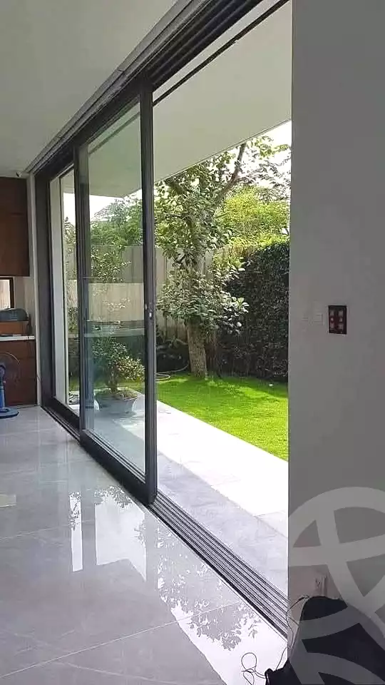https://aqarmap.com.eg/en/listing/7221686-for-sale-cairo-new-cairo-compounds-el-patio-town-compound-la-vista