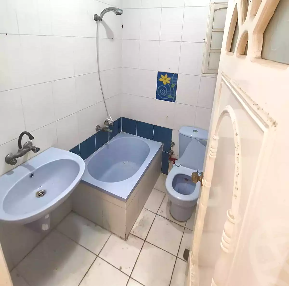 https://aqarmap.com.eg/ar/listing/7221754-for-sale-alexandria-al-agamy-l-jmy-lbhry-abd-el-hameed-radwan-st