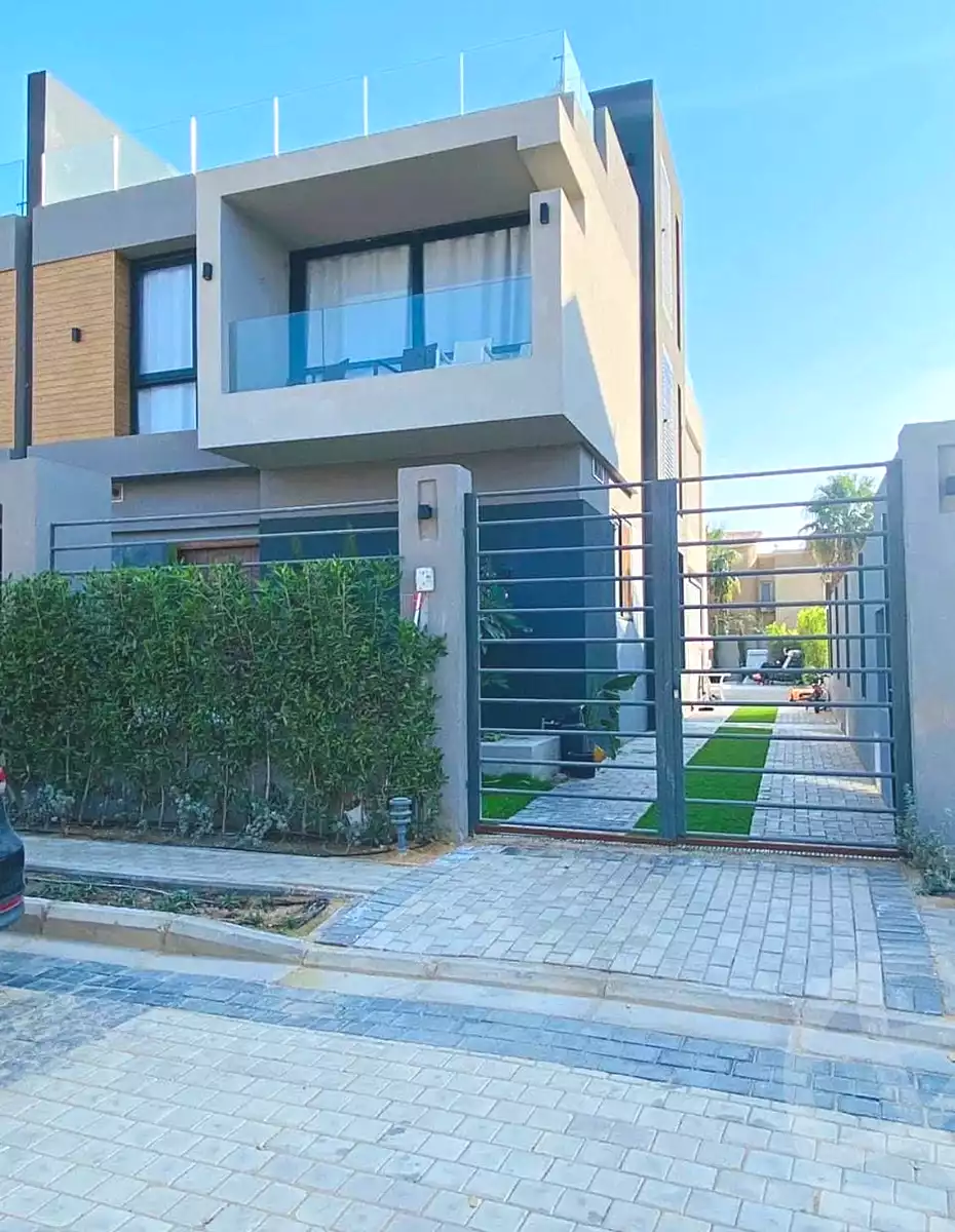 https://aqarmap.com.eg/en/listing/7222062-for-sale-cairo-new-cairo-compounds-el-patio-town-compound-la-vista