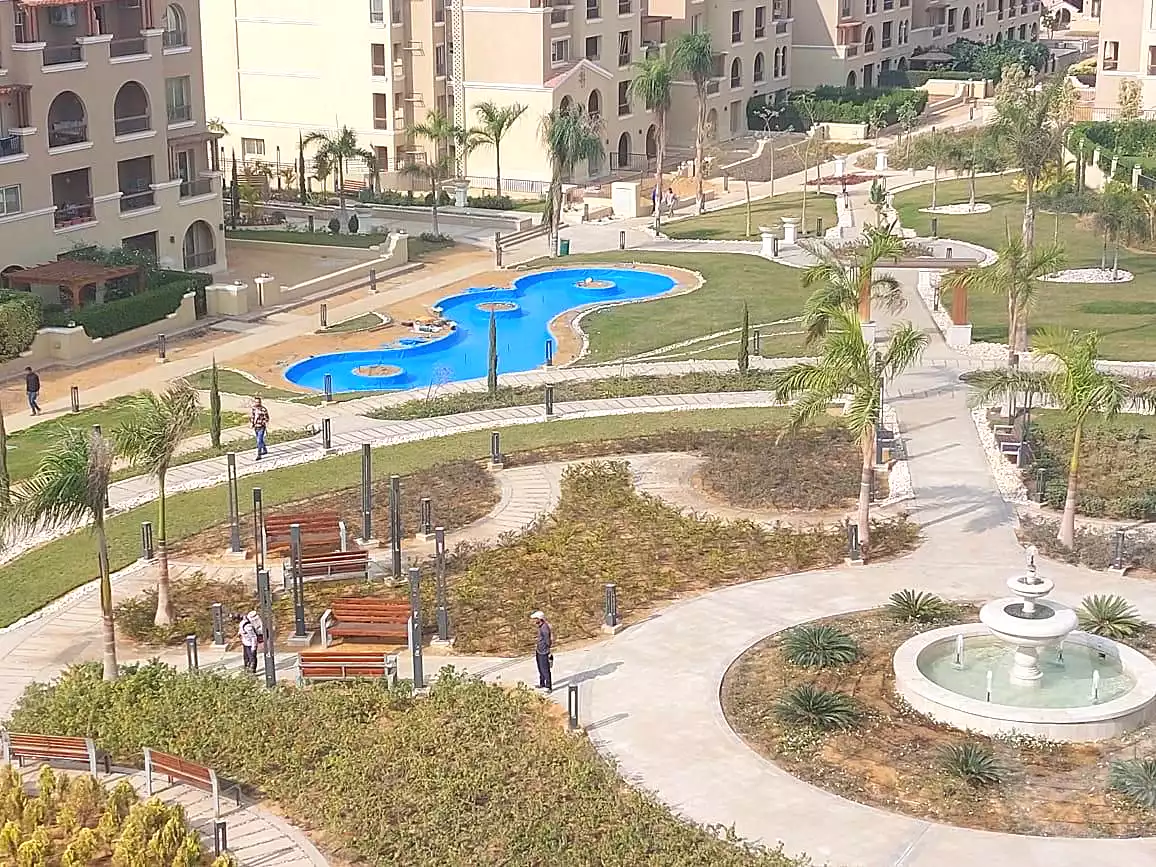 https://aqarmap.com.eg/ar/listing/7222461-for-sale-cairo-el-shorouk-compounds-yfy-ryzydns