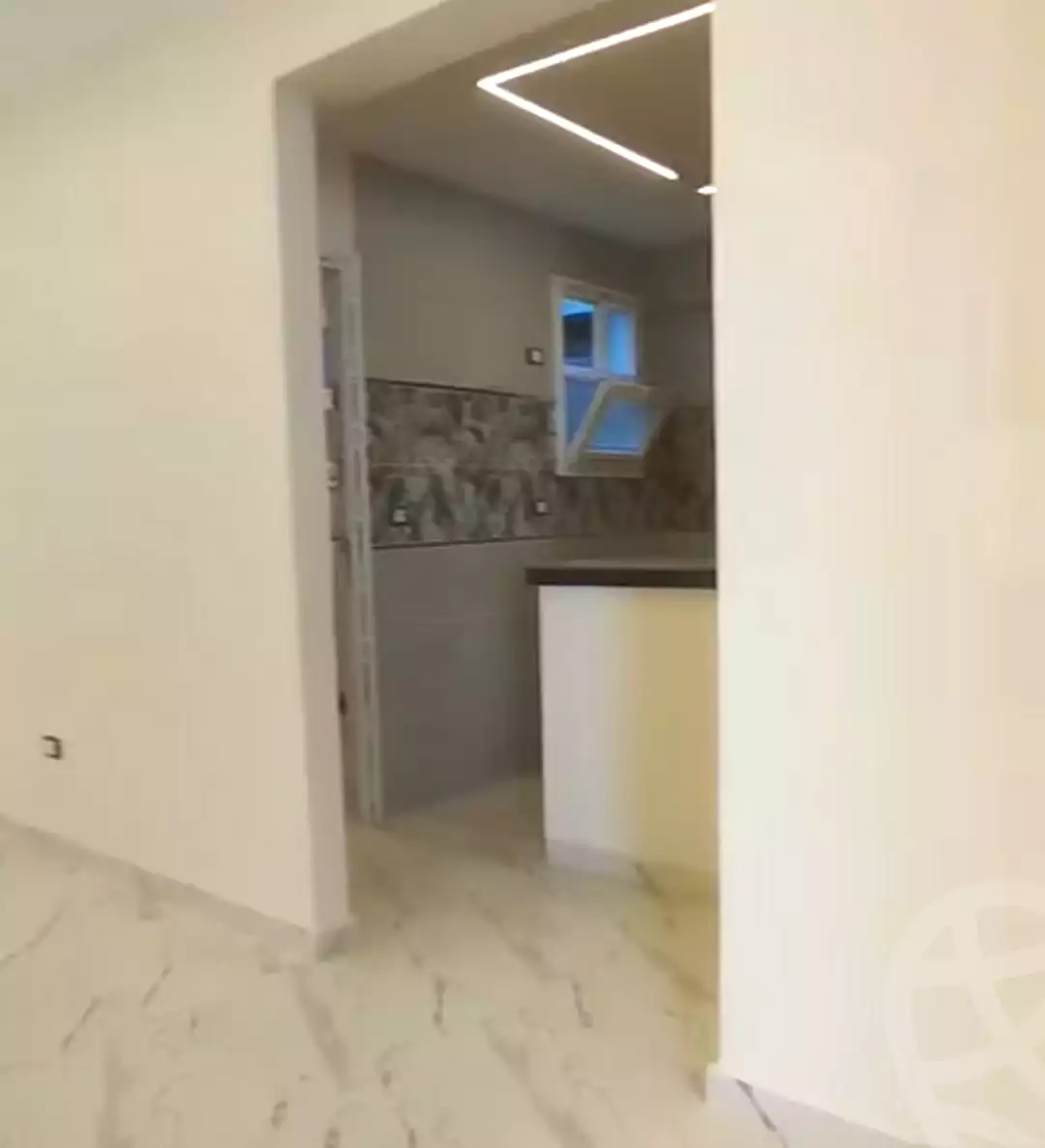 https://aqarmap.com.eg/ar/listing/7222605-for-sale-alexandria-al-agamy-lbytsh-bianchiii