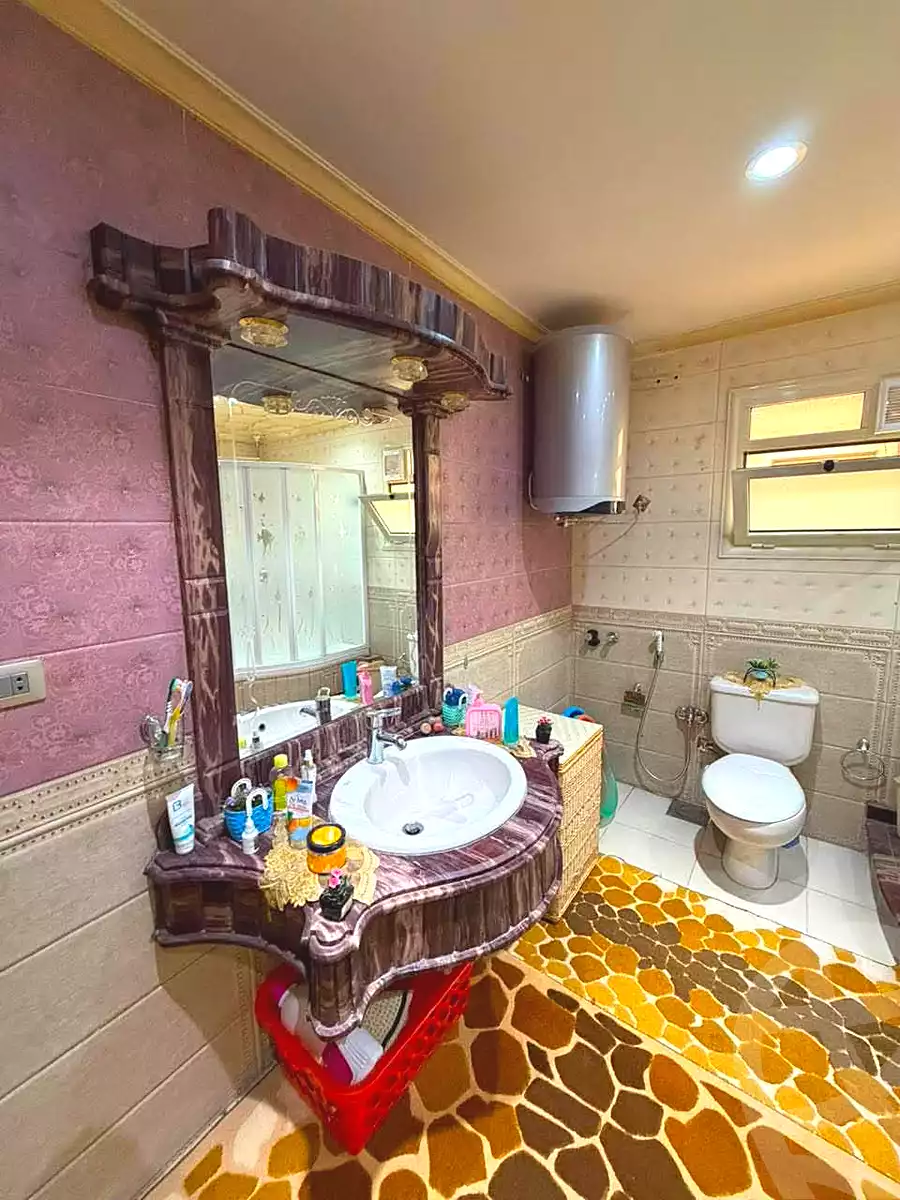https://aqarmap.com.eg/ar/listing/7222838-for-sale-alexandria-al-agamy-lbytsh-al-kaada-st