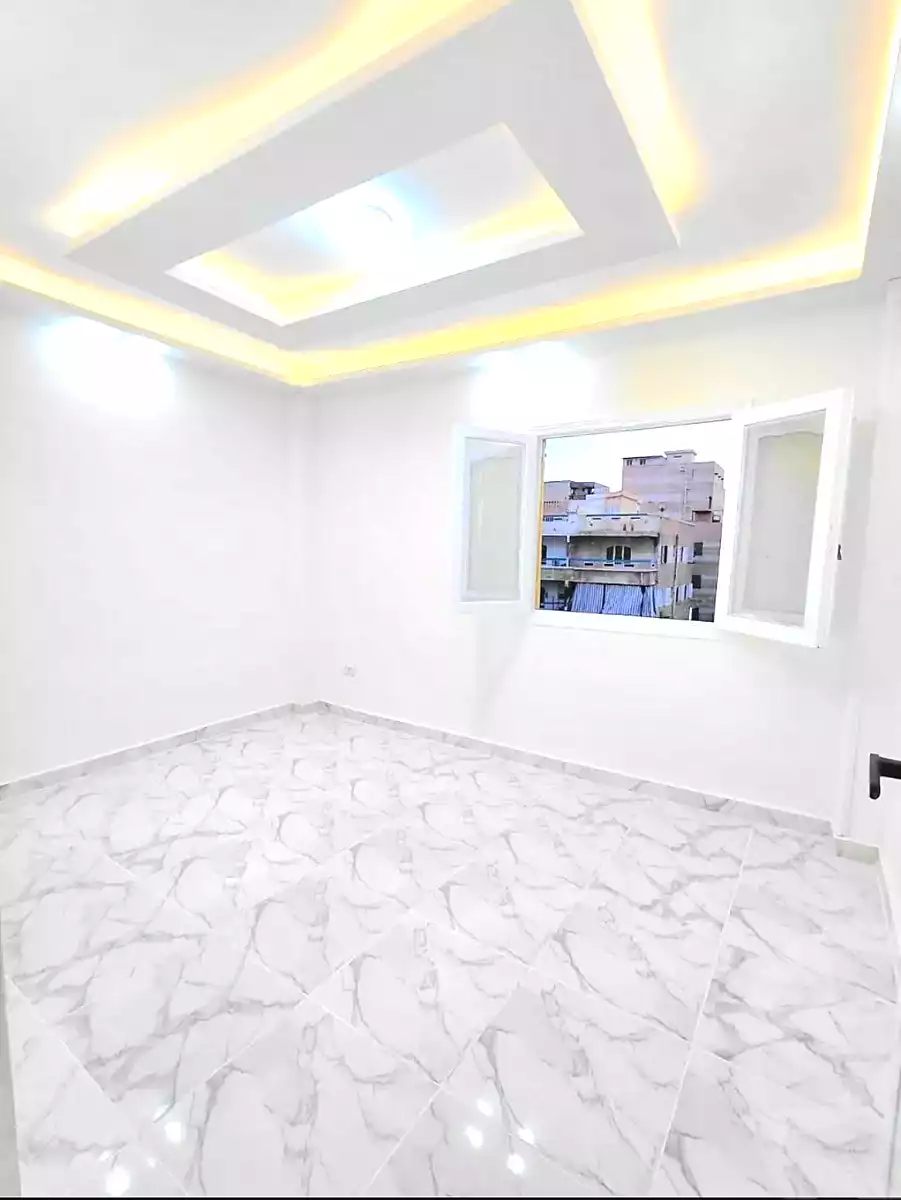 https://aqarmap.com.eg/ar/listing/7222874-for-sale-alexandria-al-agamy-shataa-el-nakheel