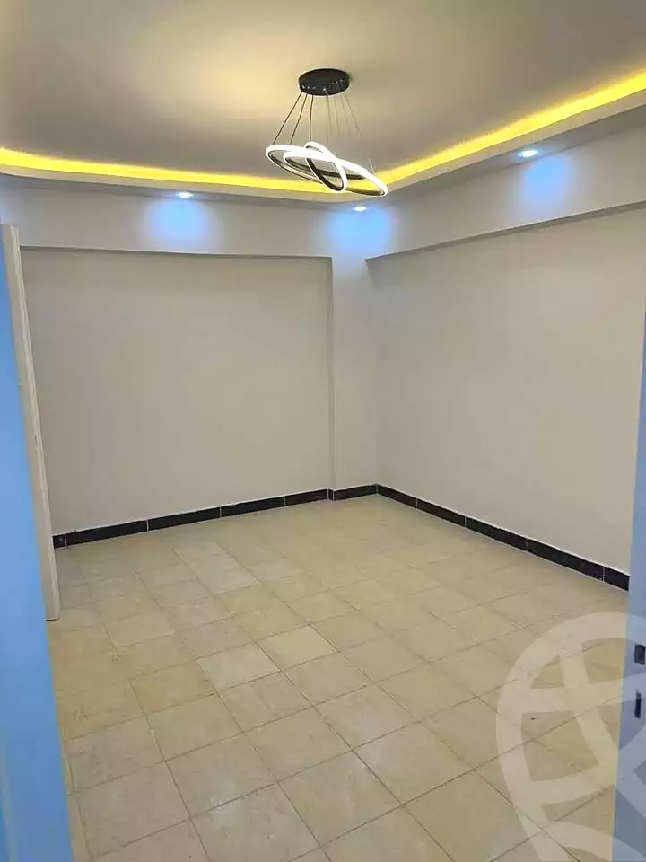 https://aqarmap.com.eg/en/listing/7222993-for-sale-alexandria-al-agamy-el-hanouvel